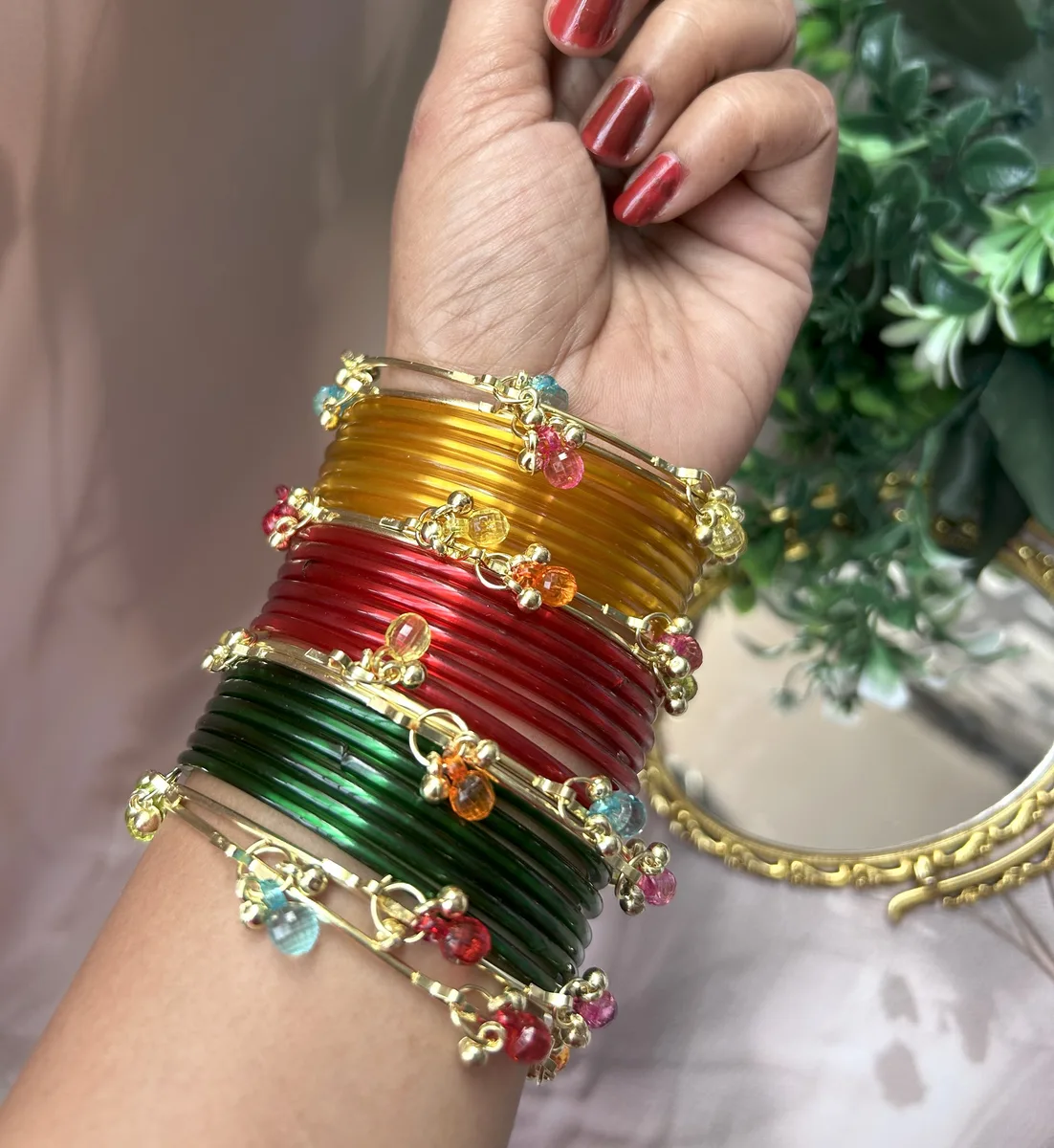 Plain Glass Bangles